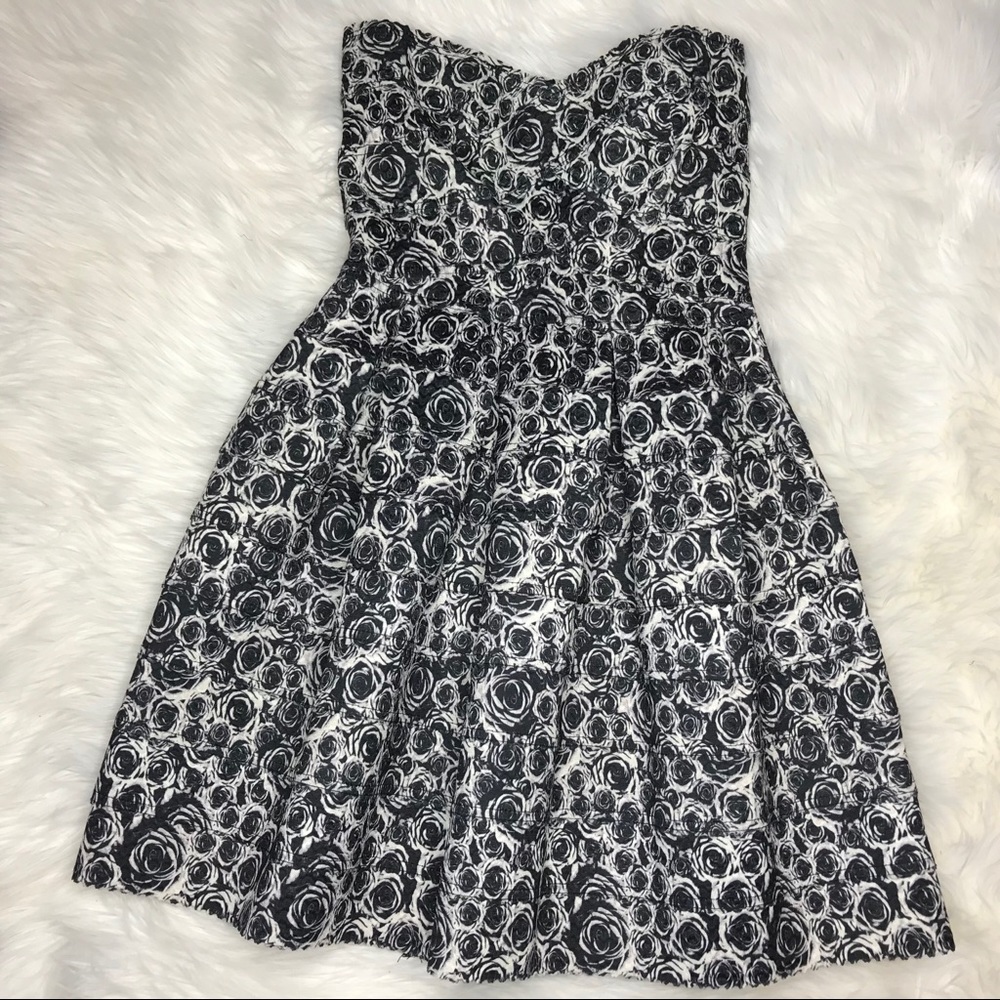 Strapless rose blue white dress